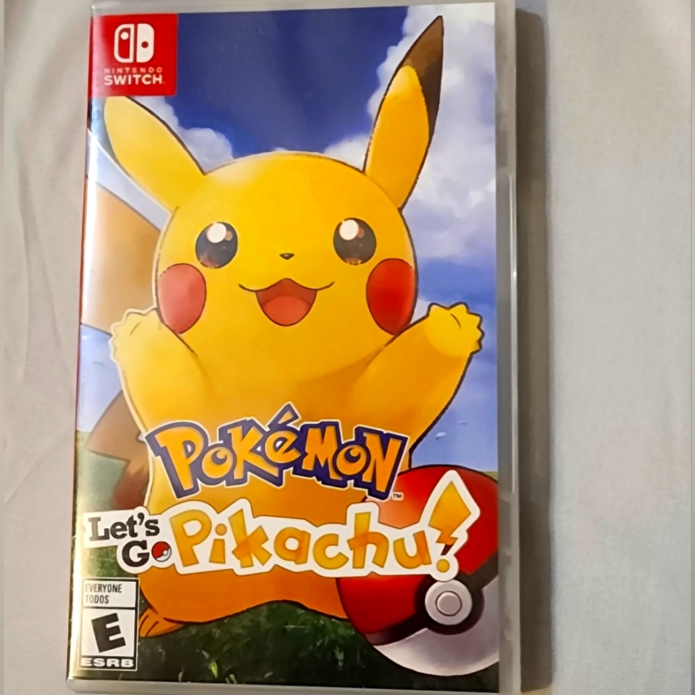 Nintendo Switch Game - Pokemon -Let's Go Pikachu!